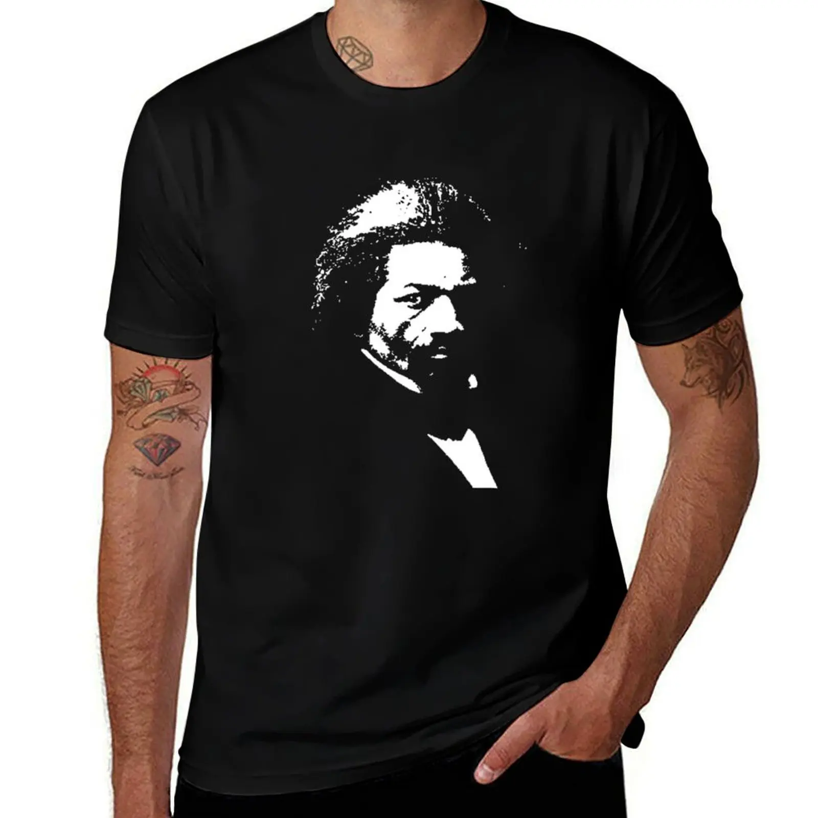 Frederick Douglass Black History Grunge Distressed Look T-Shirt Lightweight Print T-Shirt
