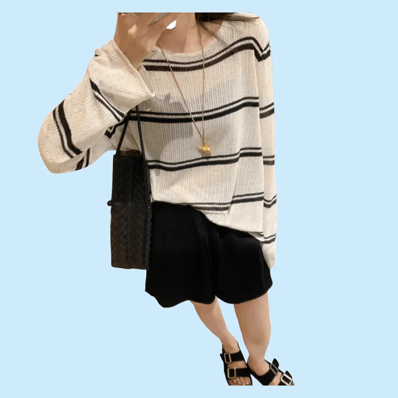 

2026 женская весенне-осенняя новая модная трикотажная рубашка в полоску сзади, ленивый стиль, западный дизайн, топы с внешним чехлом