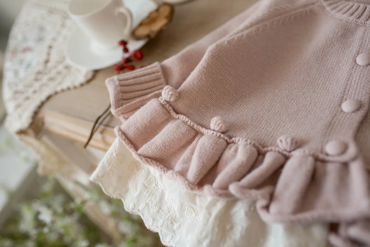 MILANCEL 1-7 Jahre Kinderpullover mit Umlegekragen, warme Strickkleidung für Mädchen, Baumwollpullover für Jungen, Strickkleidung für Mädchen. – Detail 9