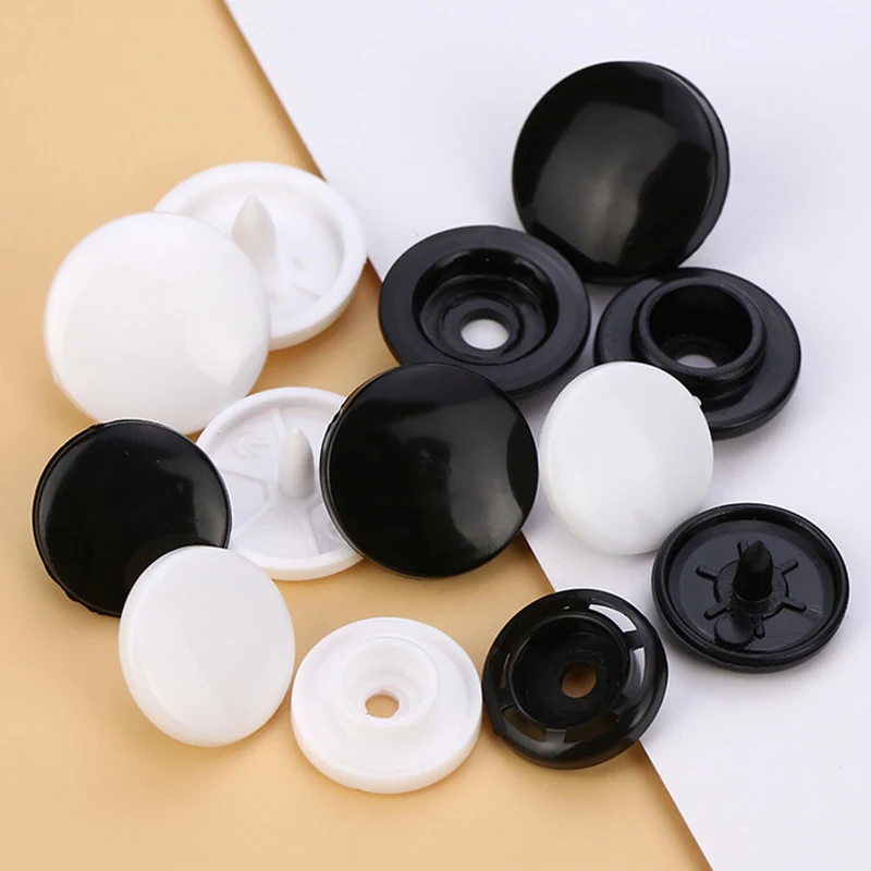 Wholesale 20/50/100Sets Black/White Plastic Snap Poppers Button For Baby Dolls Clothes Press Stud Fasteners Clothing Accessories