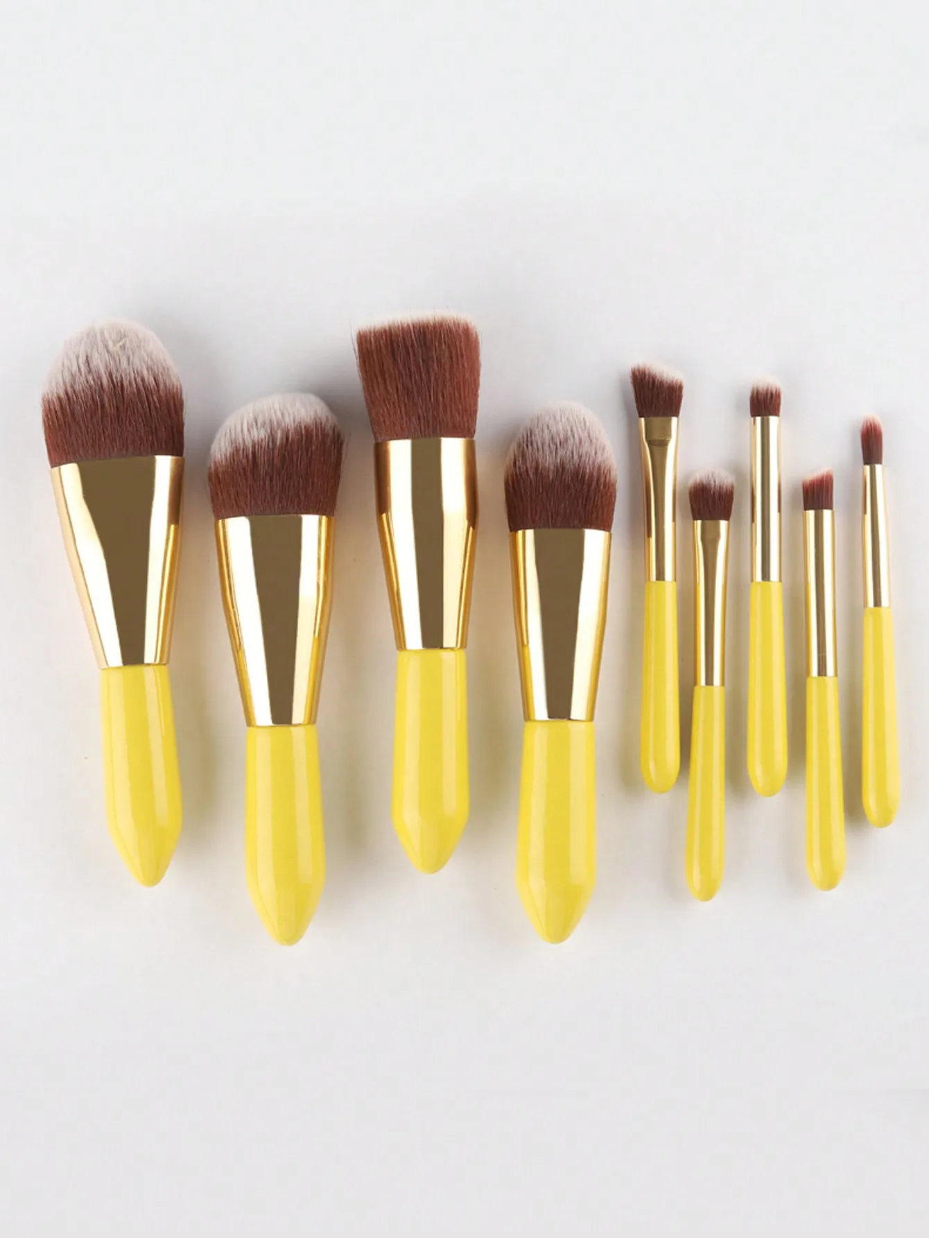9Pcs Yellow Handle Makeup Brush Set Soft Synthetic Bristles Powder Blush Foundation Eyeshadow Brushes