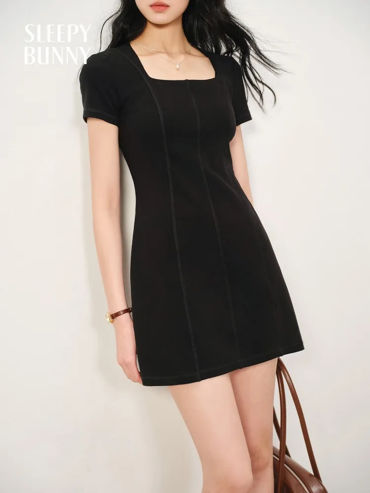 Elegant Black A-Line Mini Dress Women Square Neckline Short Sleeve Tailored Fit 8-Panel Design Summer Outfit Office Casual Look