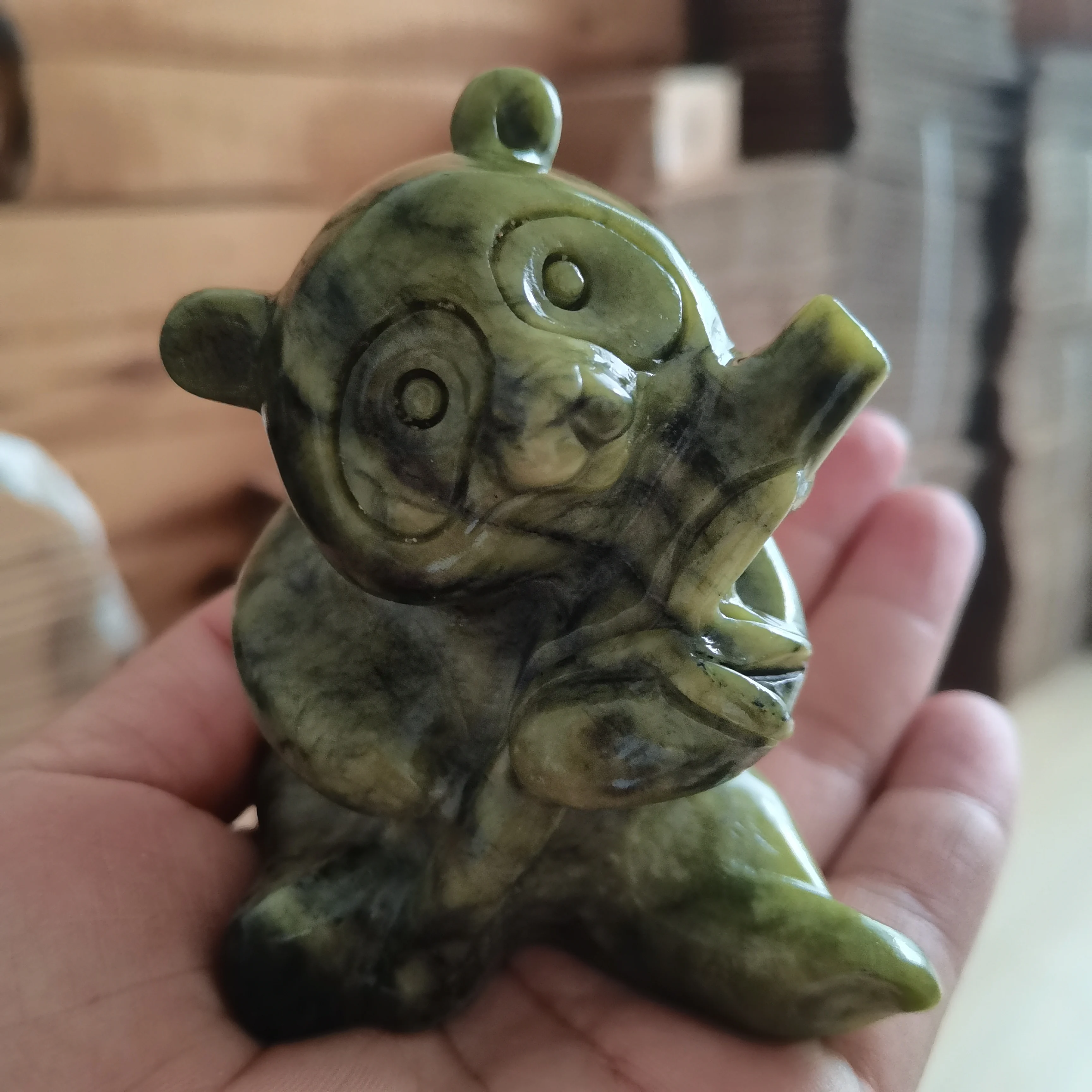 Panda Statue Home Decor Natural serpentine Healing Crystal Lovely Bear Figurine,Carved Gemstone Cute Animal Crafts Gifts