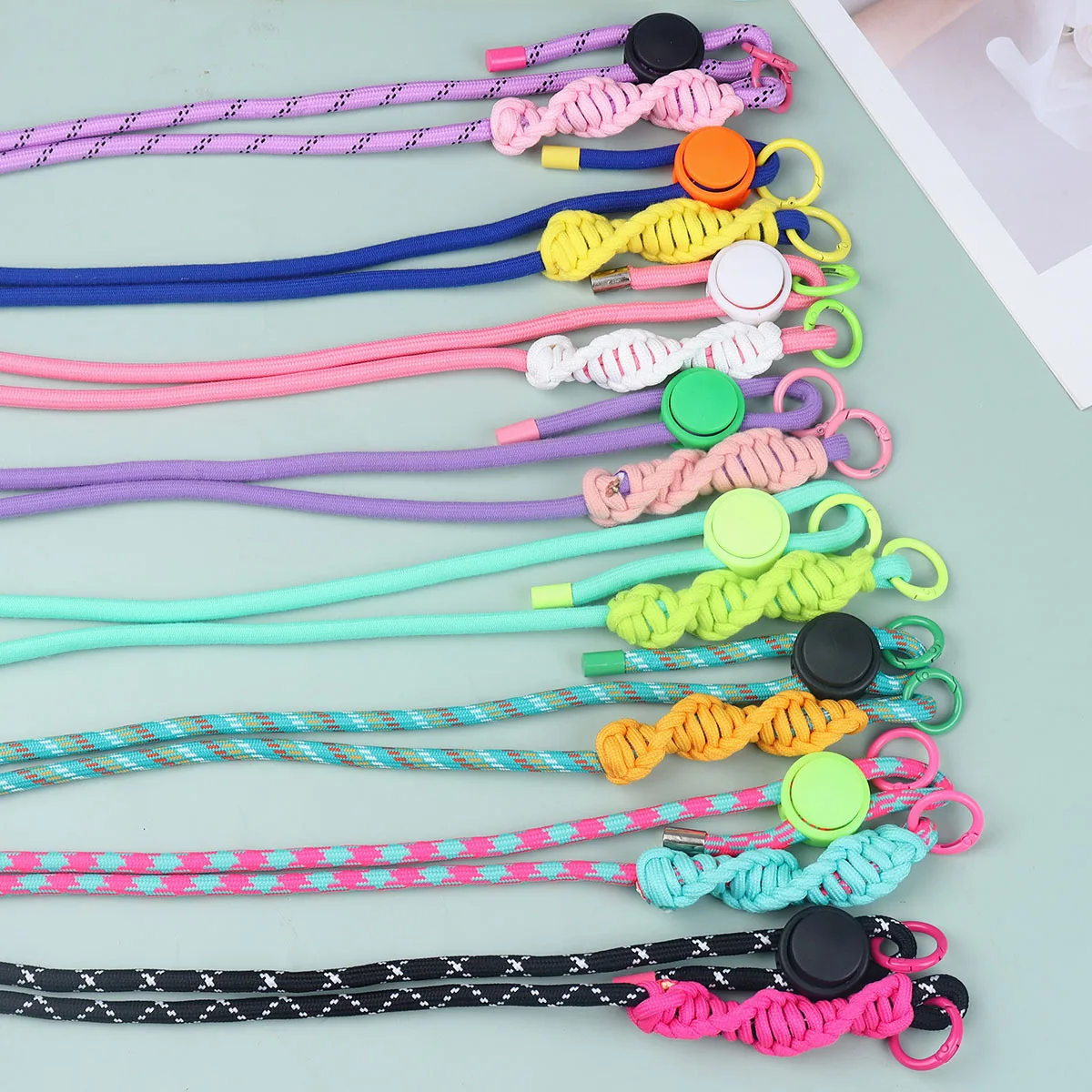 

New Adjustable Nylon Diagonal Cross Phone Hanging Rope Phone Case Back Clip Rope Fashion Weaving Color Contrasting Hanging Chain