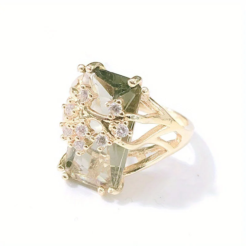 Stunning Silver Plated Cocktail Ring with Large Square Zircon - Perfect for Daily Outfits and Parties