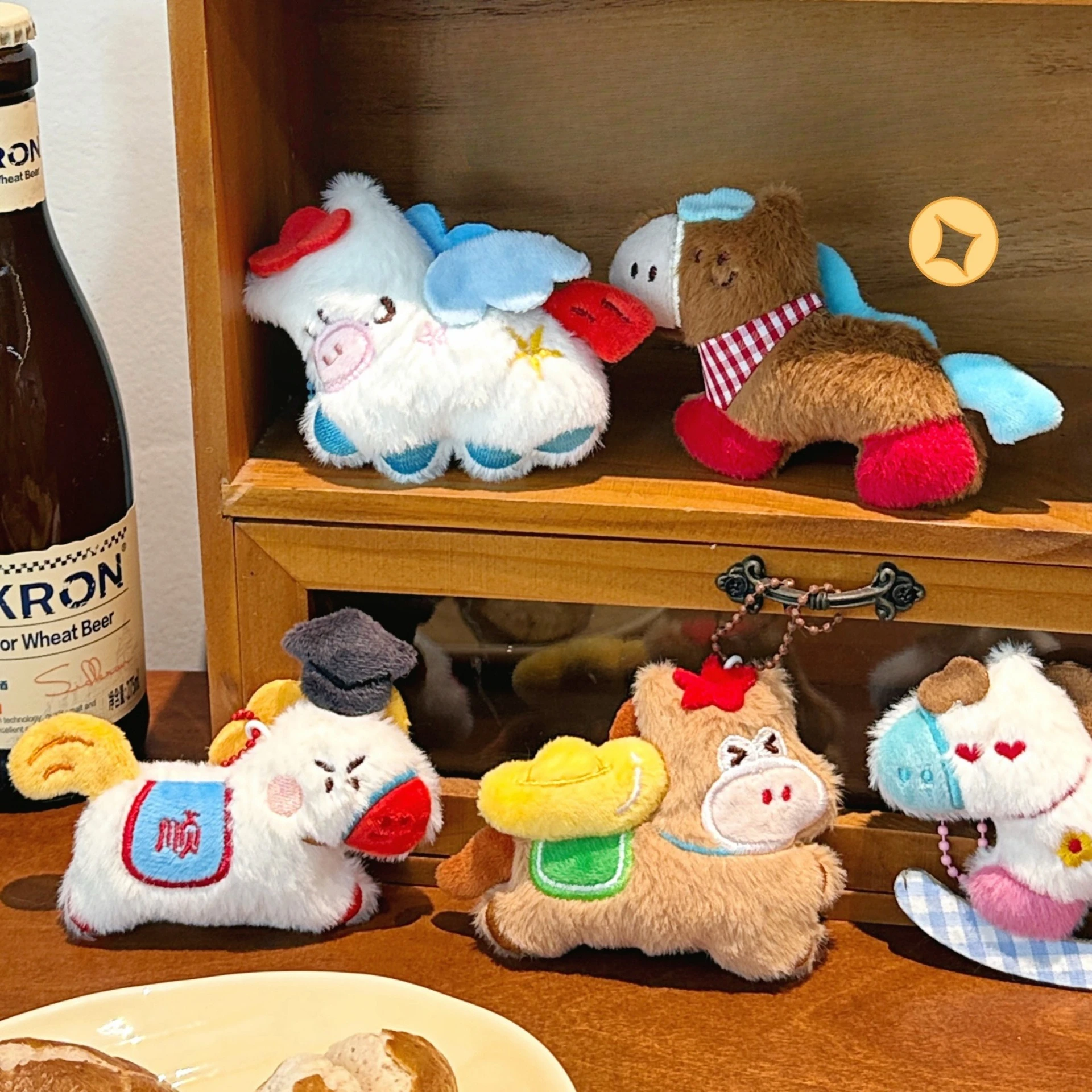 Bonito animal boneca pingente ano chinês do cavalo brinquedo de pelúcia chaveiro pingente dos desenhos animados pônei mochila pingente menina presente de ano novo