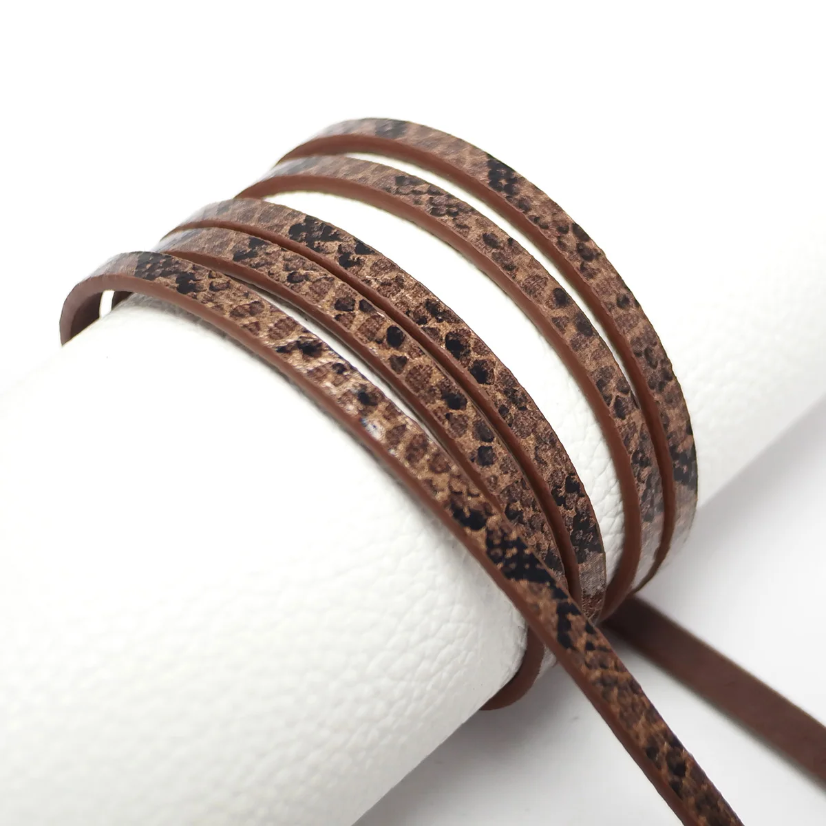 

1.15meter Brown Soft Leather Cord,5mm Snake Pattern Texture Leather Strips,Synthetic Leather Cord,Bracelet Making,Craft Cord