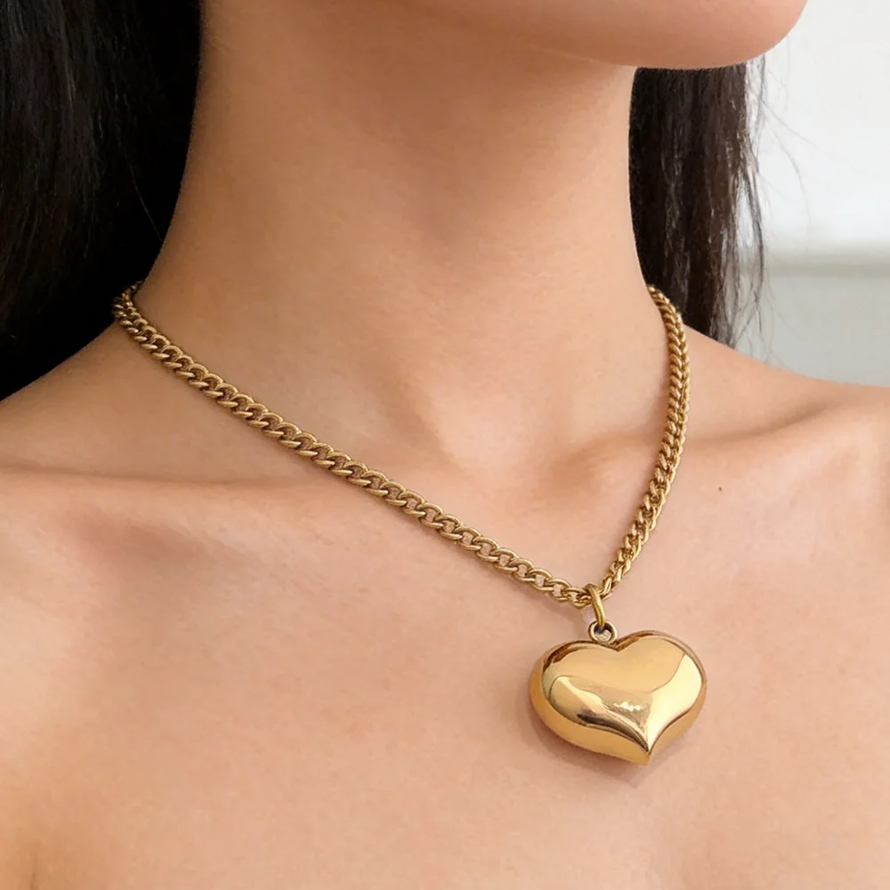 Glatter Herzanhänger Halskette Choker für Damen, Edelstahlkette, Wasserfest, Gold- und Silberfarben, PVD-beschichtet, Minimalistisches Liebesdesign – Detail 3