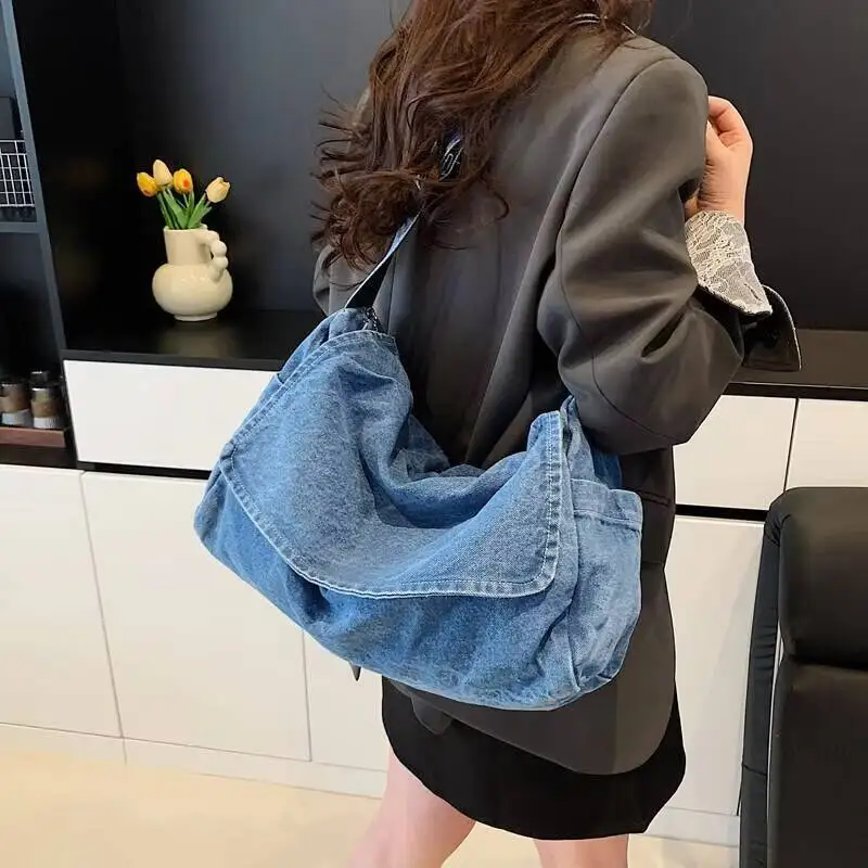 

Slouchy Denim Shoulder Bag for Women Large Canvas Messenger Bag Tote Crossbody Purse Casual Aesthetic Handbags Adjustable Strap