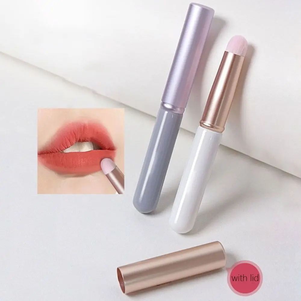 1pc Mini Lip Brush Portable Makeup Brush with Metal Dust Cover for Lipstick and Contour Short Handle Lip Brush