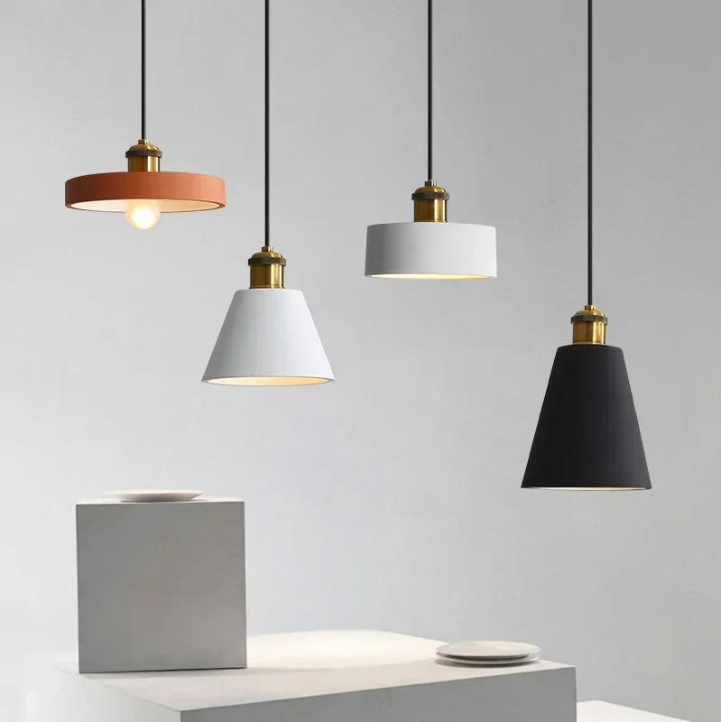 Nordic Industrial Style Lamparas Restaurant Chandelier Macaroon Simple Dining Table Bar Chandelier Bedroom Bedside Chandelier