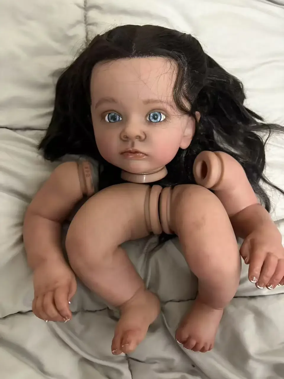 ตุ๊กตาเด็กเกิดใหม่ DLS Customized Limited Supply ขนาด 24 นิ้ว รุ่น Tutti ผมปลูกด้วยมือ ผิวสีแทนเข้ม ชุดประกอบพร้อมตัวผ้า