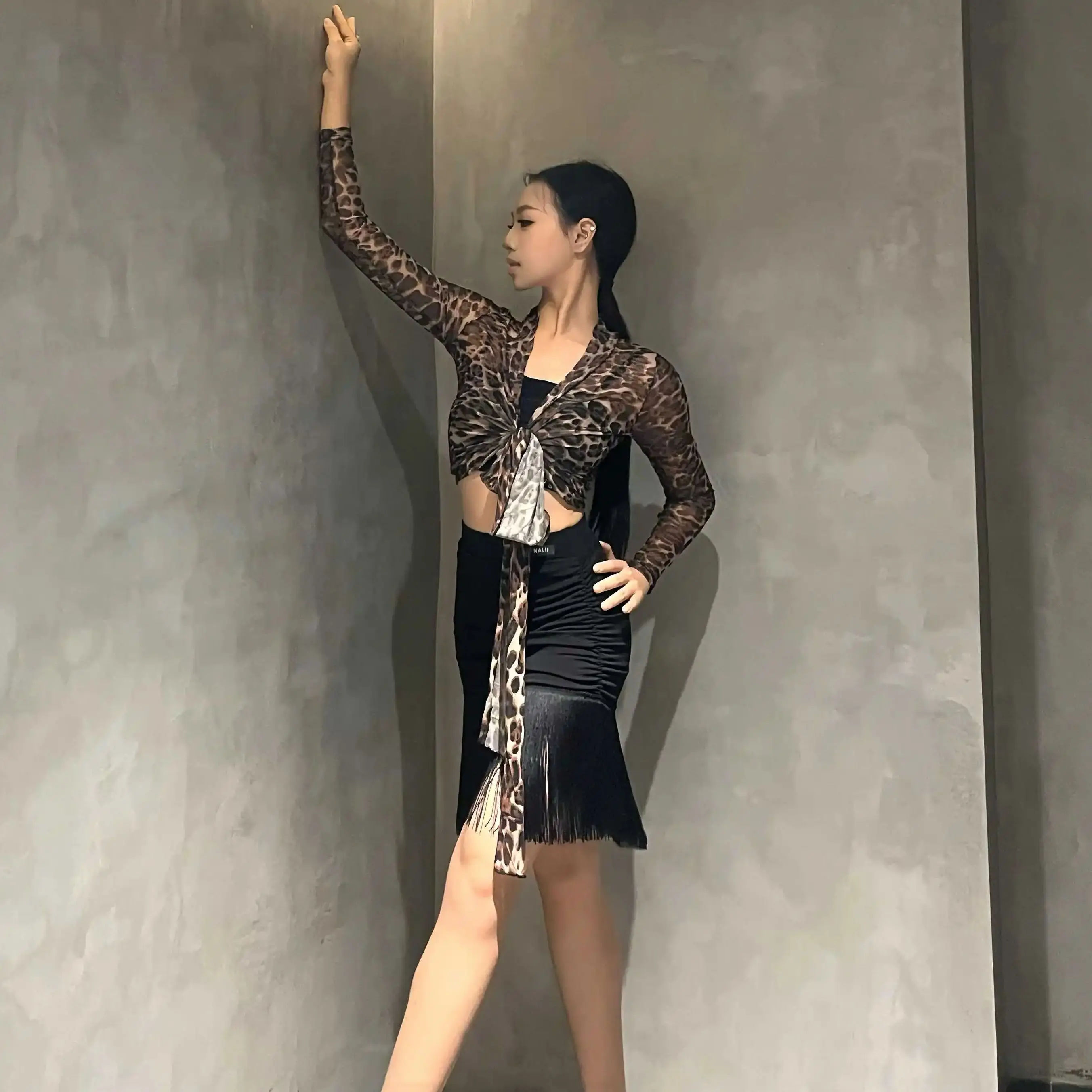 Vrouwelijke Luipaard Print Top Kwasten Rokken Pak Latin Dans Jurk Prestaties Kostuums Vrouwen Samba Danstraining Kleding DN22116
