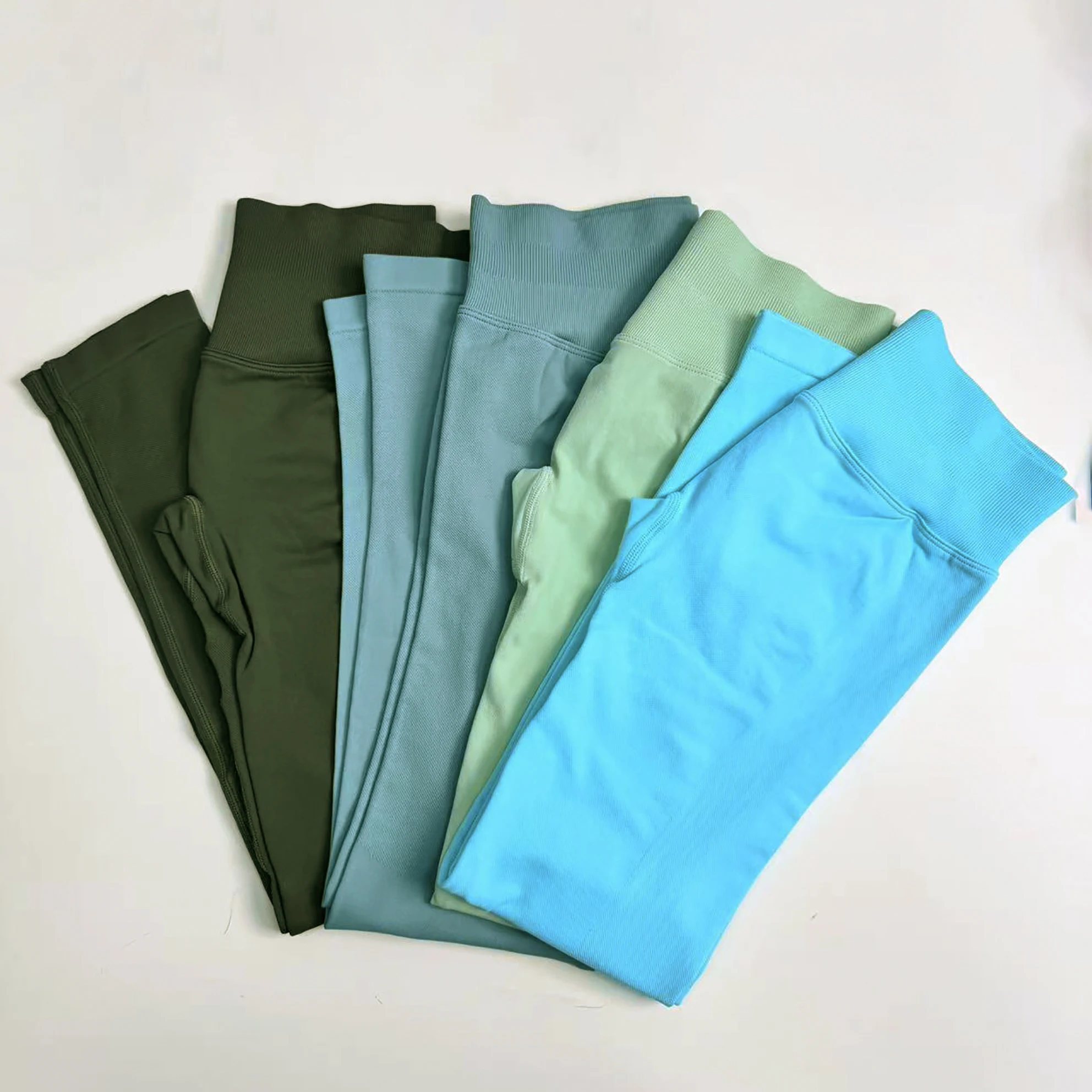 

Women's Seamless Yoga Pants Without Awkward Lines, High Waisted and Hip Lifting Peach Buttocks, Quick Drying Fitness Tight Pants