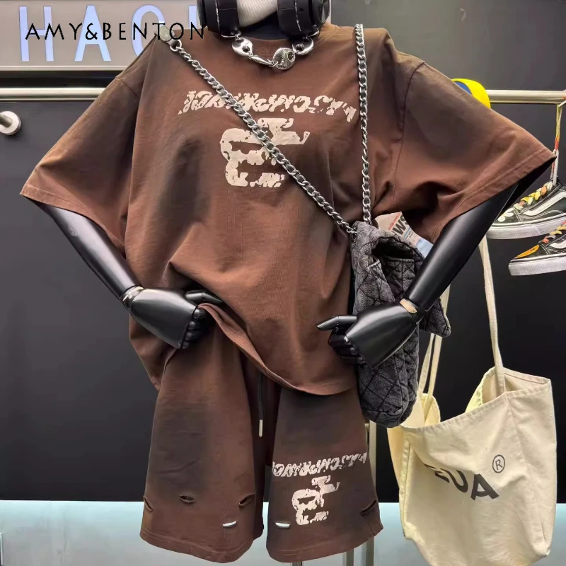 

Spring Summer New Graffiti Print Letter Short Sleeves T-shirt Pullover Women's Couple Loose Fit Versatile Shorts Two-piece Set