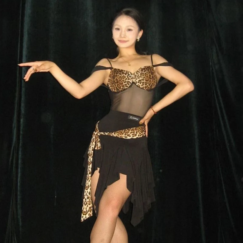 성인 라틴 댄스 복장 여름 연습 착용 민소매 레오타드 스커트 세트 패션 레오파드 프린트 댄스 슈트 라틴 복장 2005