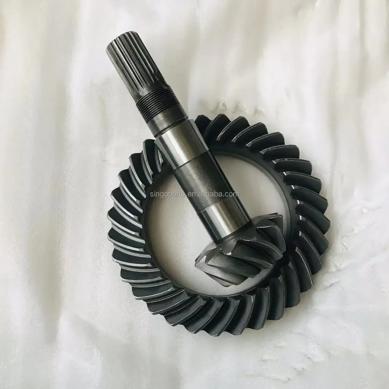 RE73620 Suitle for Deere 5 Rear Axle Crown Wheel and Pinion