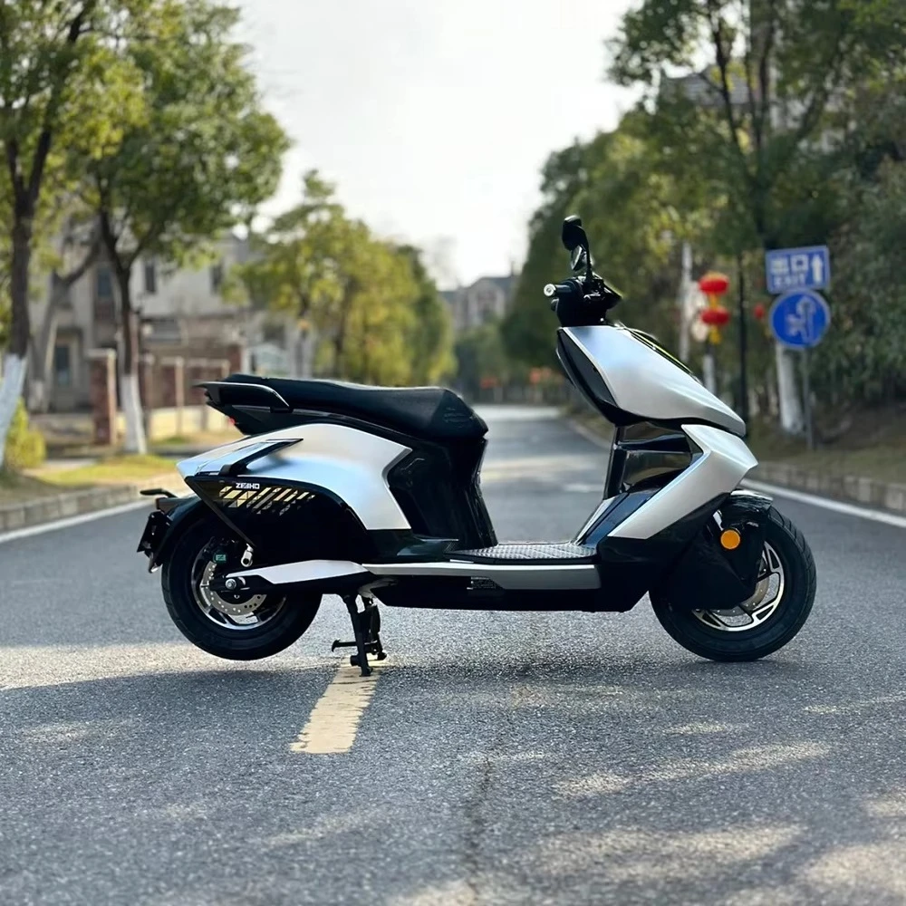 RRE 2026 ZEEHO AE8S + MY25 electric racing motorcycle 15000W 74V moped 90AH removable battery 120Km/h 220KM ABS electric bicycle