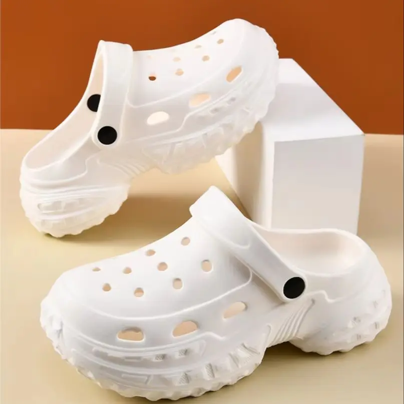 

2026 New Women Home Slippers Garden Clogs Shoes Men's Sandals Flip Flops Couple Beach Slipper Closed Toe Non Slip Sandals