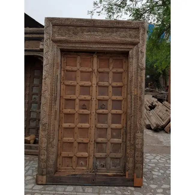 Porta chinesa tradicional, dianteira