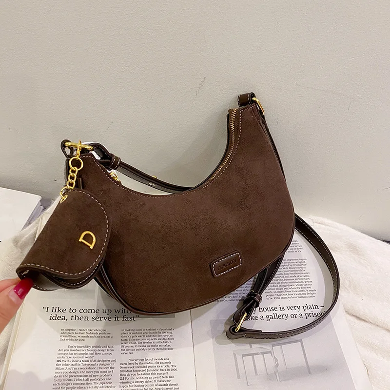 

2025 Vintage Crossbody Bag Womens Stylish Dumpling Purse Niche Underarm Tote Retro Versatile Handbag