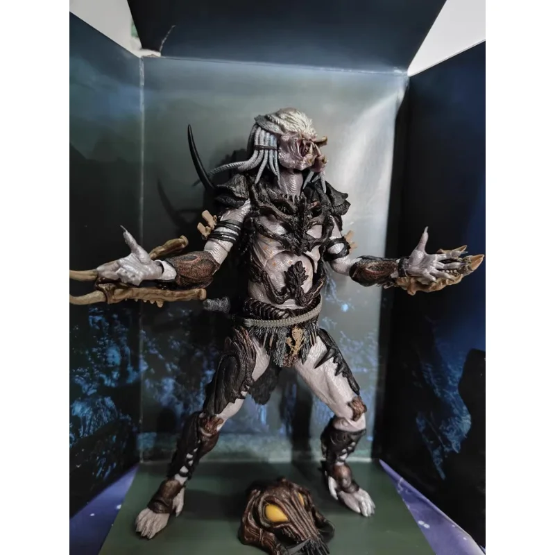 

Original 51575 Aliens Vs. Predator Alpha Alien 7 Inch Action Figures Toy Gift