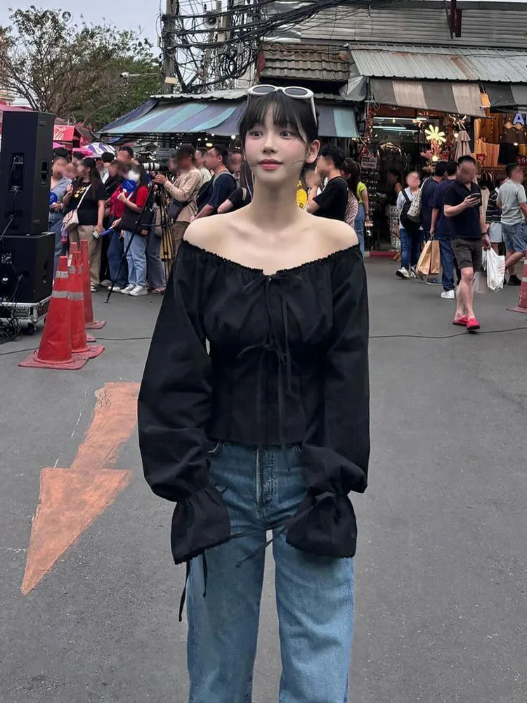 

Liromw Bla Sexy One-oulder ort irt Women's French Sle Cotton Linen Button Detail Bell Sve Pure Color Spring 2024