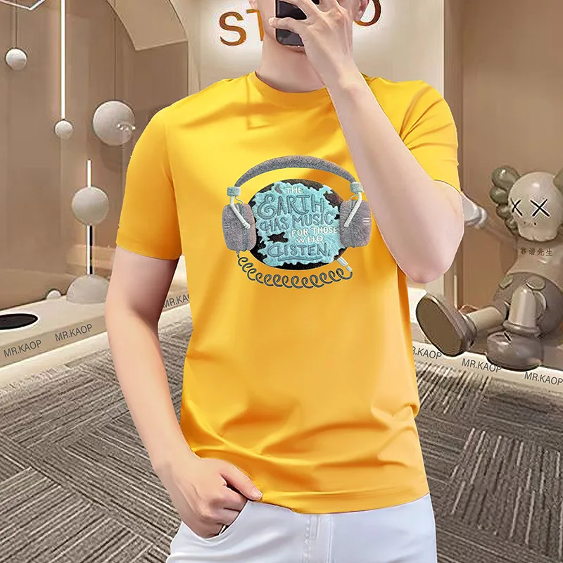 

Мужская футболка, новинка лета, с круглым вырезом, с коротким рукавом, облегающая, модная, тонкая, из атласного хлопка, дышащая, повседневная, уличная одежда, топ, мужская одежда