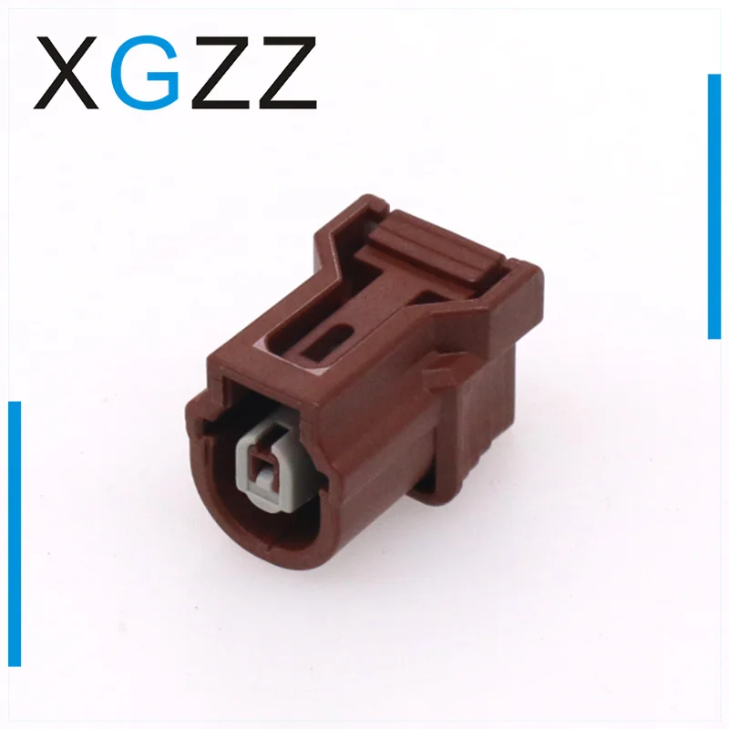 1P is suitable for Honda Allison Accord compressor air conditioning pump old model generator plug 6189-7197 brown with terminal