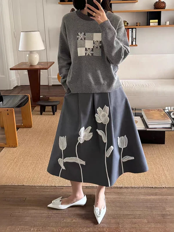 

Elegant Handmade Heavy Embroidery Tulip Pleated Midi Umbrella Skirt Spring Summer Autumn Season Polyester Viscose Blend A-Lin...