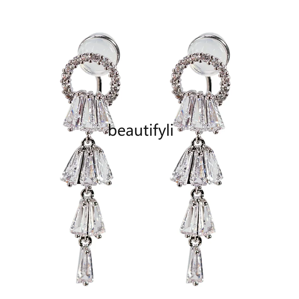 yj Elegant Flash Zirconium Dress Tassel Earless One-Piece Silicone Pad Ear Clip High-Grade Silver Needle