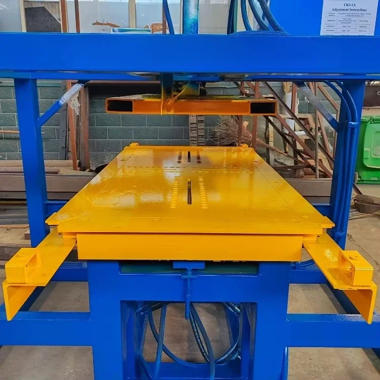 Zero-emission solar panel disassembly equipment is suitable for environmentally friendly recycling plants.
