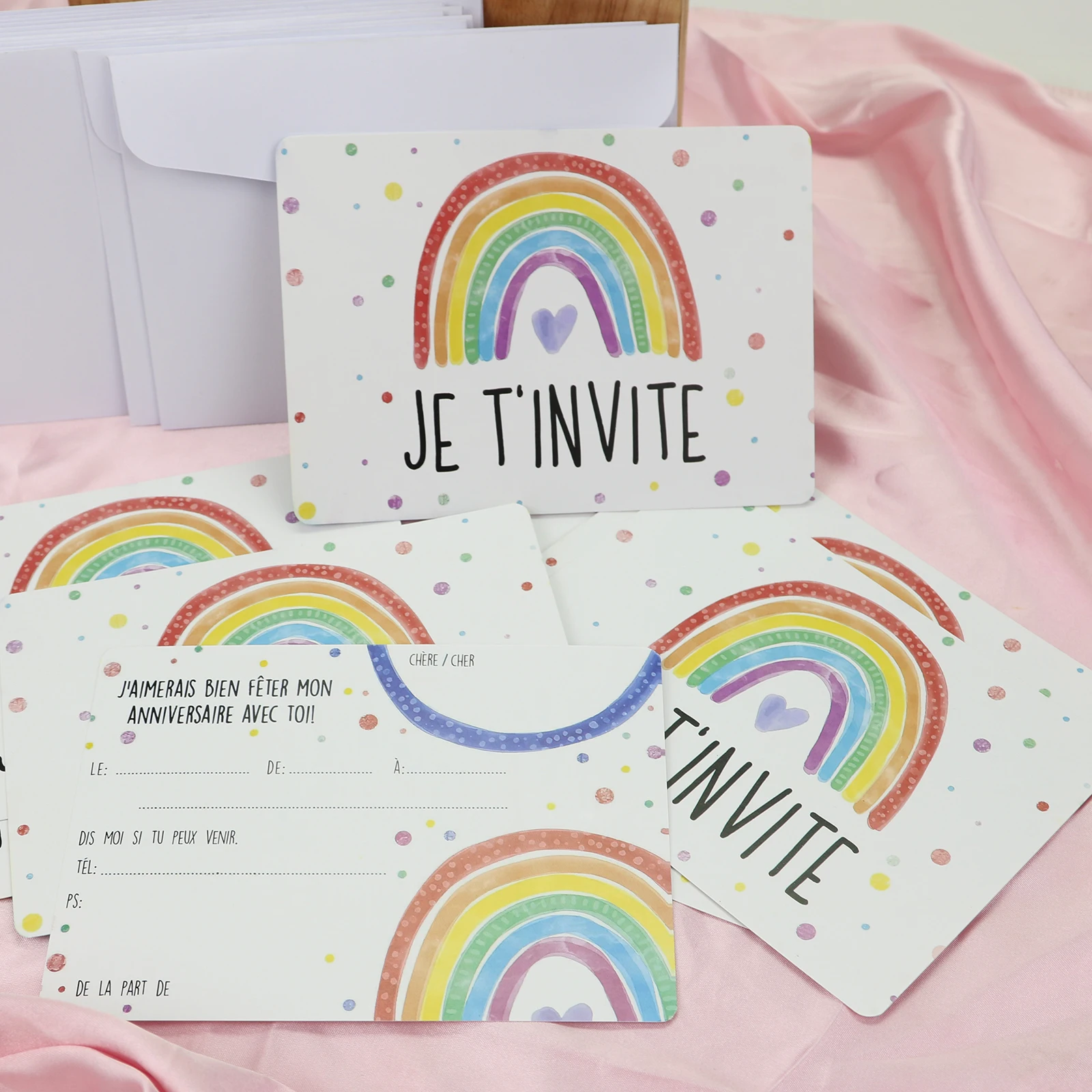 12-teilige Rainbow Point Geburtstagseinladungskarte, Aquarell-Cartoon-Design, Einladung mit Umschlag, französischer Text „Je T'invite“.