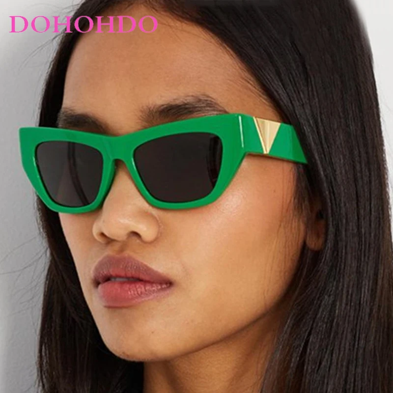 

Vintage Small Frame Cat Eye Women Sunglasses Trendy Luxury Brand Design Sunglass Men Outdoor Driving Travel Eyewear Ladies UV400