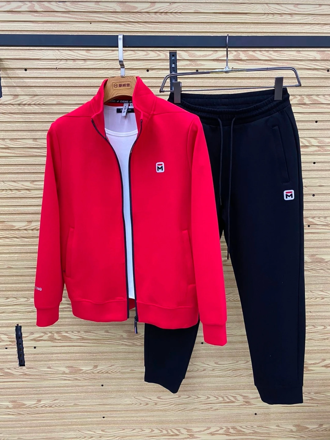 

Faionable Comfortable Men's Sportswear Set Autumn Winter New Arrival Two-Piece Suit Casual High-End Sensation Leisure Air