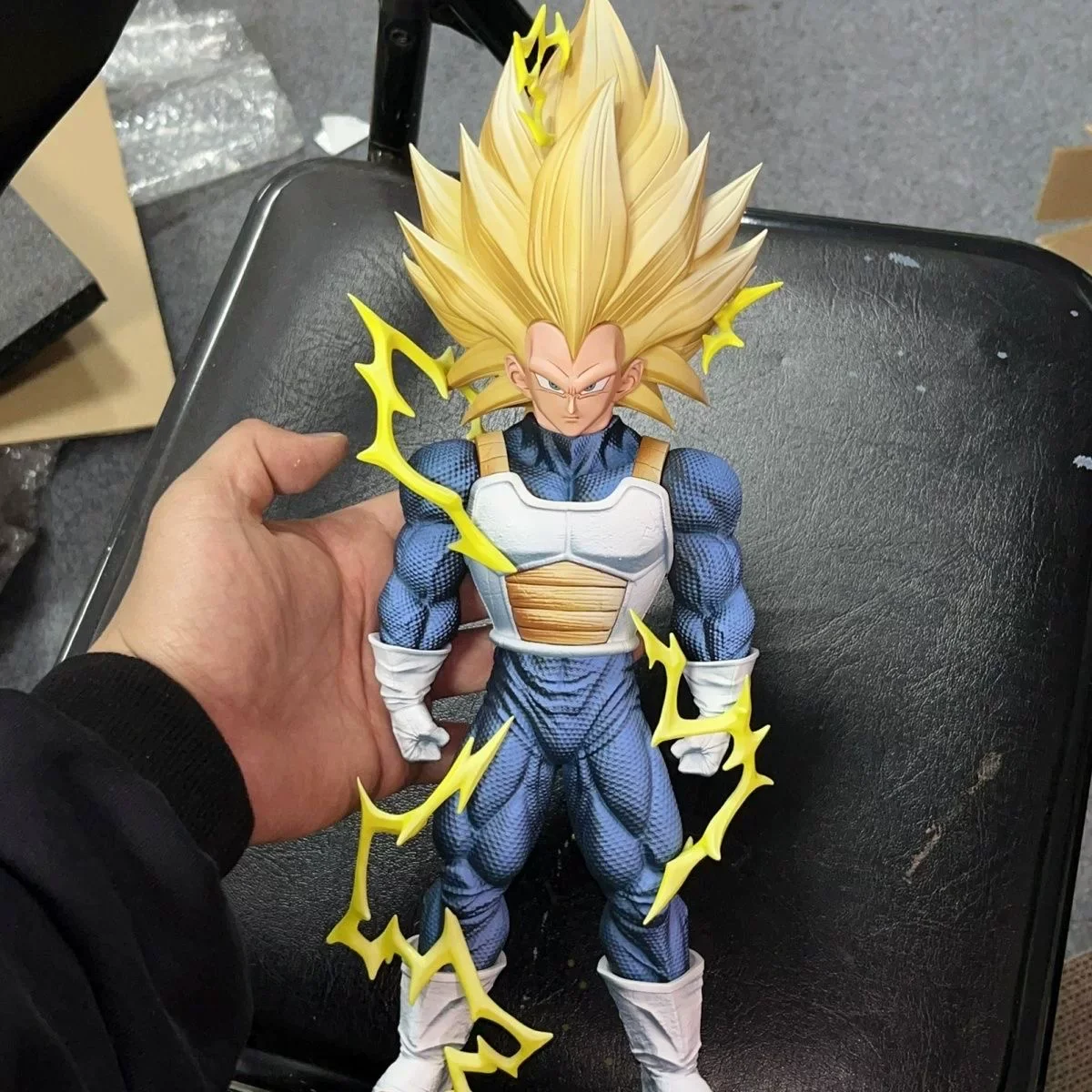 30cm Dragon Ball Stehende Figur Super Saiyajin 3 Vegeta Anime Actionfigur Modell Sammlerstück PVC Statische Statue Ornament Geschenk