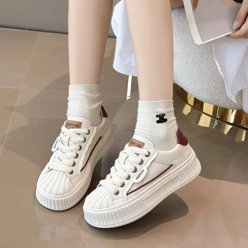 Shell Scalp Small White Shoes for Women 2025 New Versatile Thick Sole Sports Casual Female Shoes Autumn Popular Board Shoe Trend