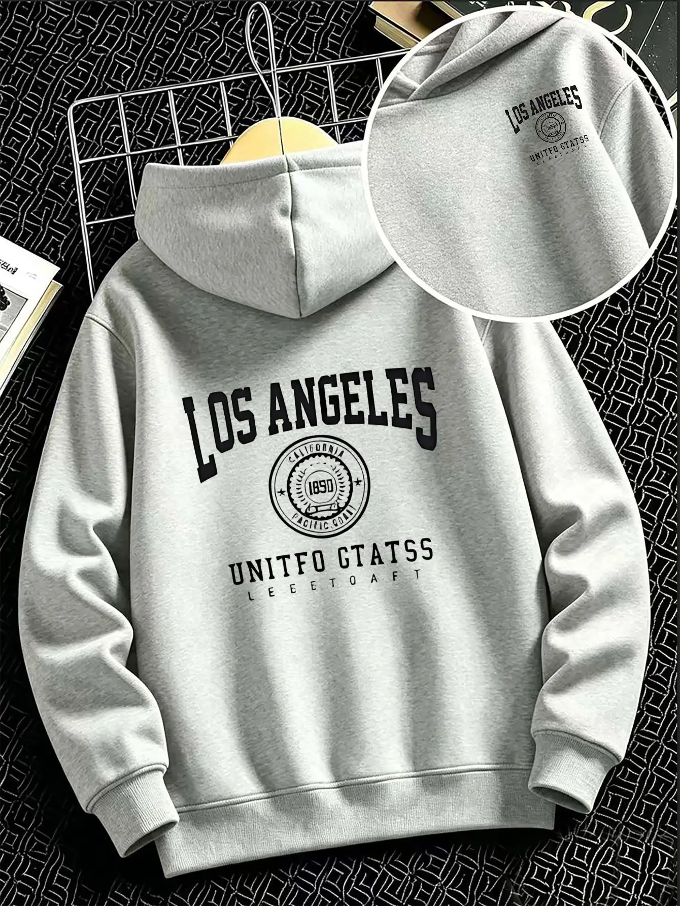 Fall/Winter Christmas Boys' Fashion HoodieLoose-fitting Casual Hooded Sweatshirtwith Los Angeleslettering andround badge pattern