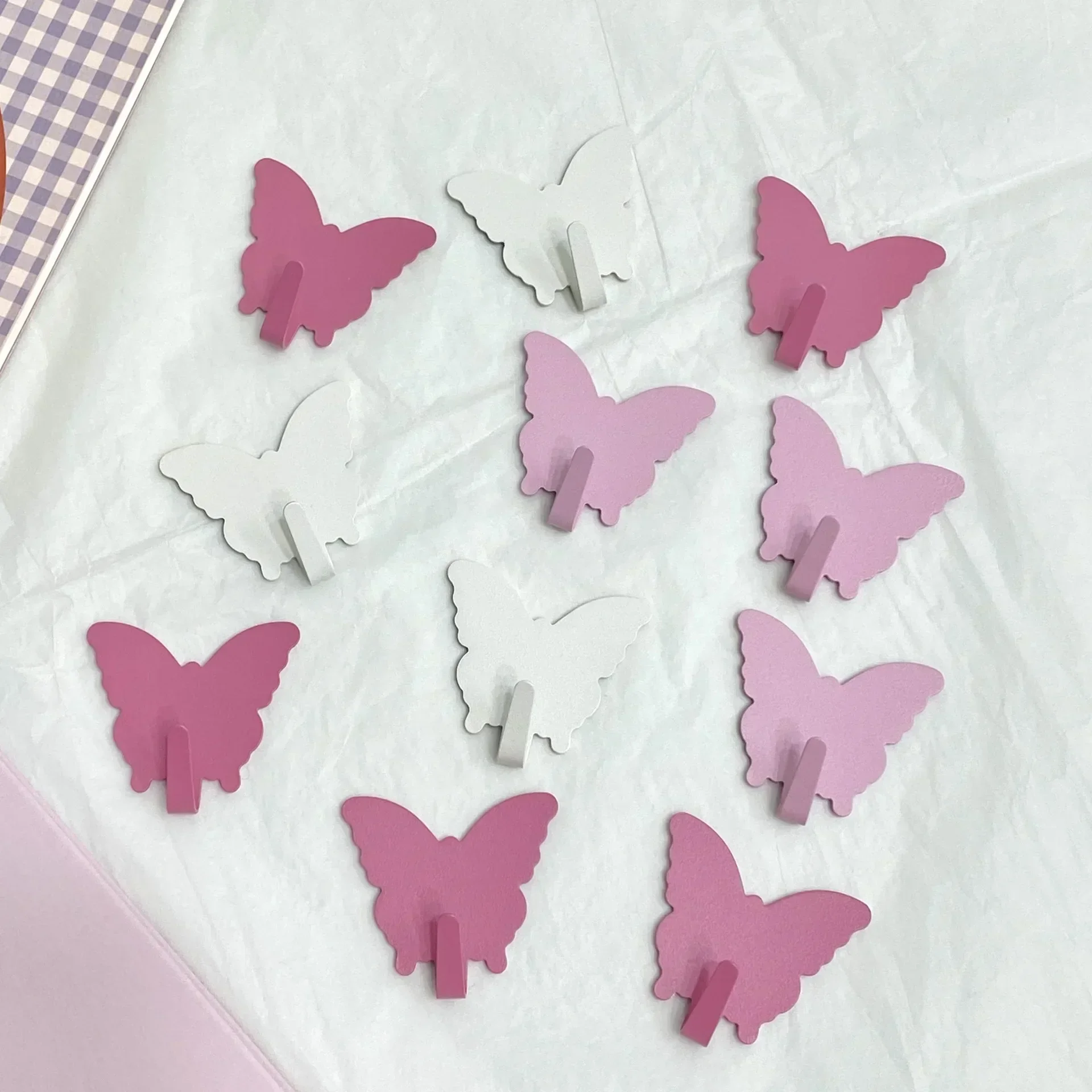 3Pcs INS Pink White Butterfly Shape Metal Multi-Purpose Hook Cute Girl Bedroom Wall Sticky Hook Key Mask Organizer Room Decor