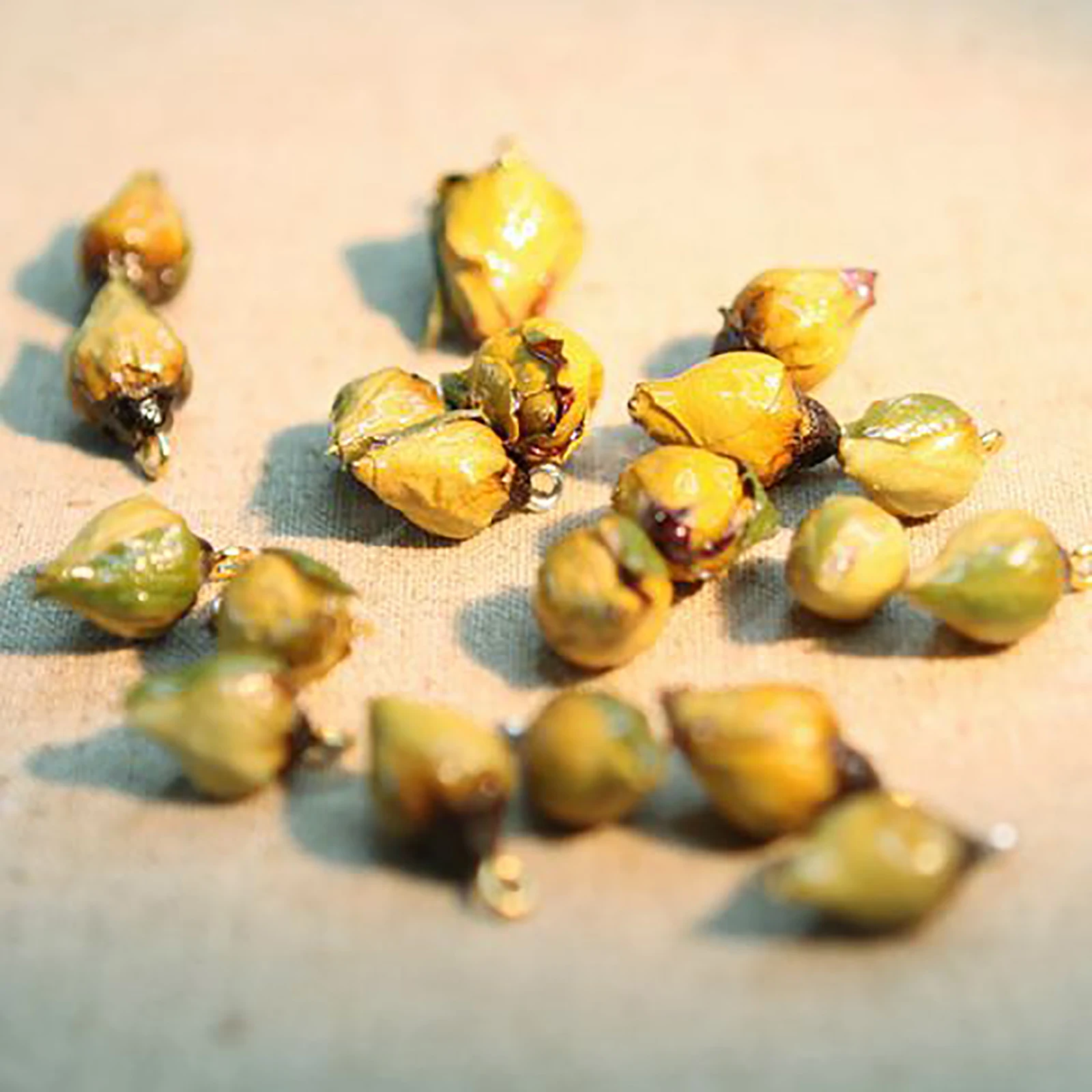 2 PCs Handmade Resin Flower Charms Jewelry Real Flower Pendants for DIY Earrings Necklace Jewelry Making New in
