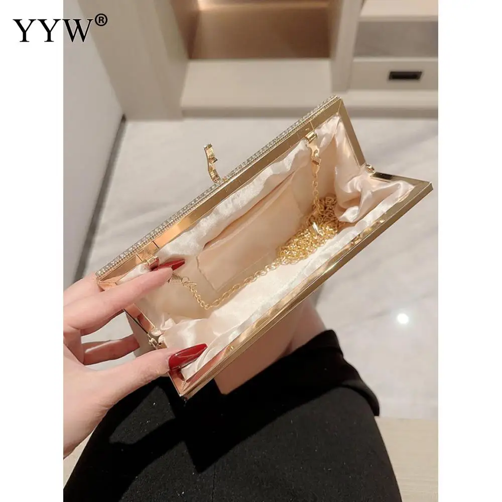 Fashion Trend Velvet Evening Clutch Bag 2023 New Designer Shiny Crystal Handbag Luxury Wedding Party Purse Day Clutches