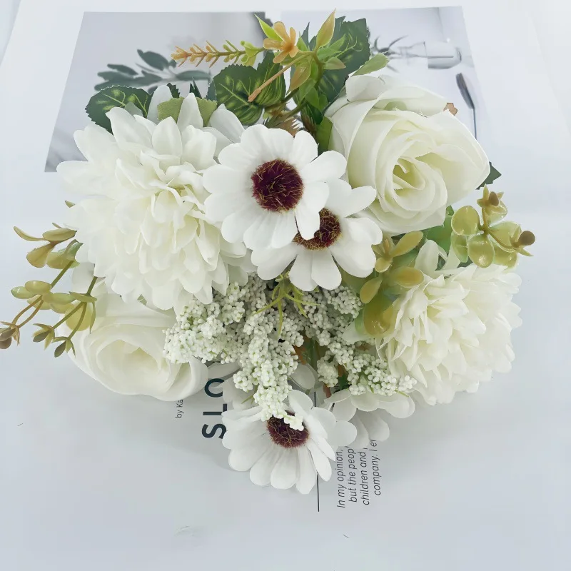 7 Zweige Künstlicher Blumenstrauß, Kunstrosen, Gänseblümchen, Chrysanthemen für Hochzeit, Heimdekoration, Tischdekoration, Partydekoration – Detail 13