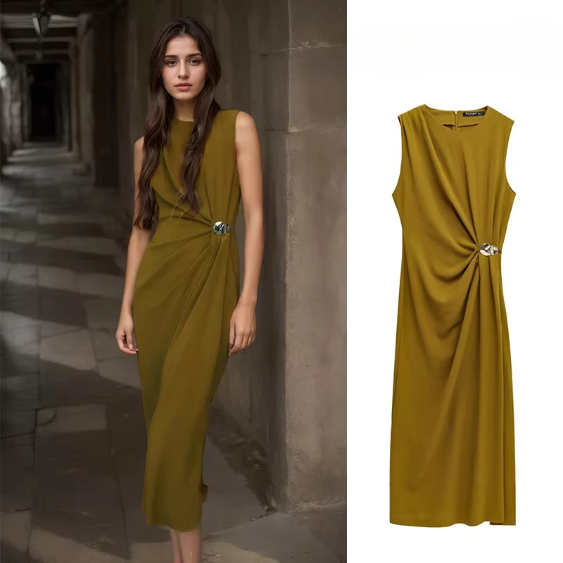 

TRAFZR Sleeveless Dress Women Metal Button Detail Pleated Midi Dress Minimalist Office Wear Solid Color Summer Outfit