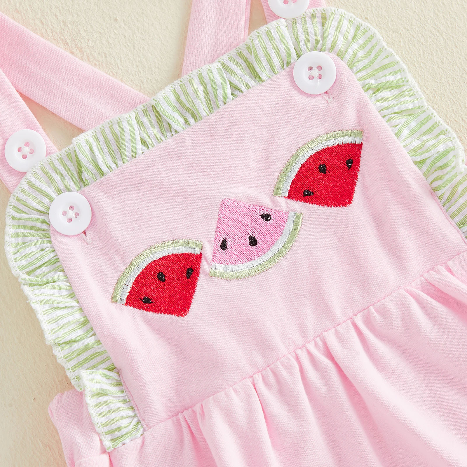 macacao-de-verao-para-bebe-menina-casual-com-bordado-de-melancia-e-detalhes-listrados-decote-quadrado-sem-mangas
