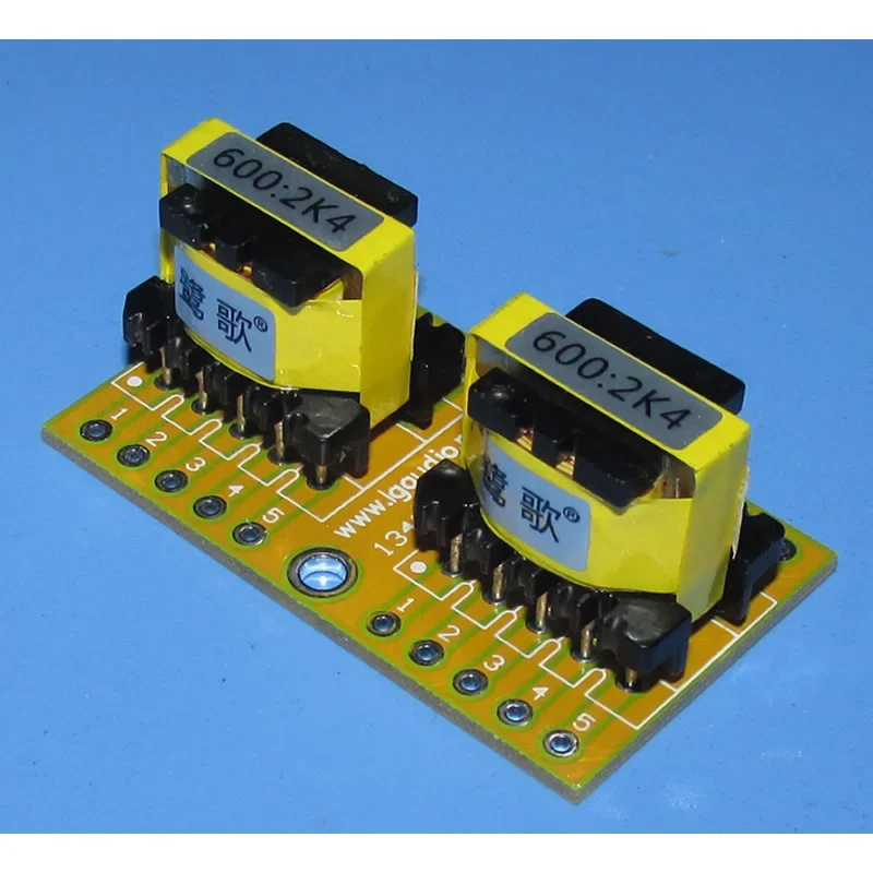 600: 2K4 Permalloy audio isolation transformer, unbalanced and balanced conversion, audio isolator.20HZ ～ 150KHZ -1.5db