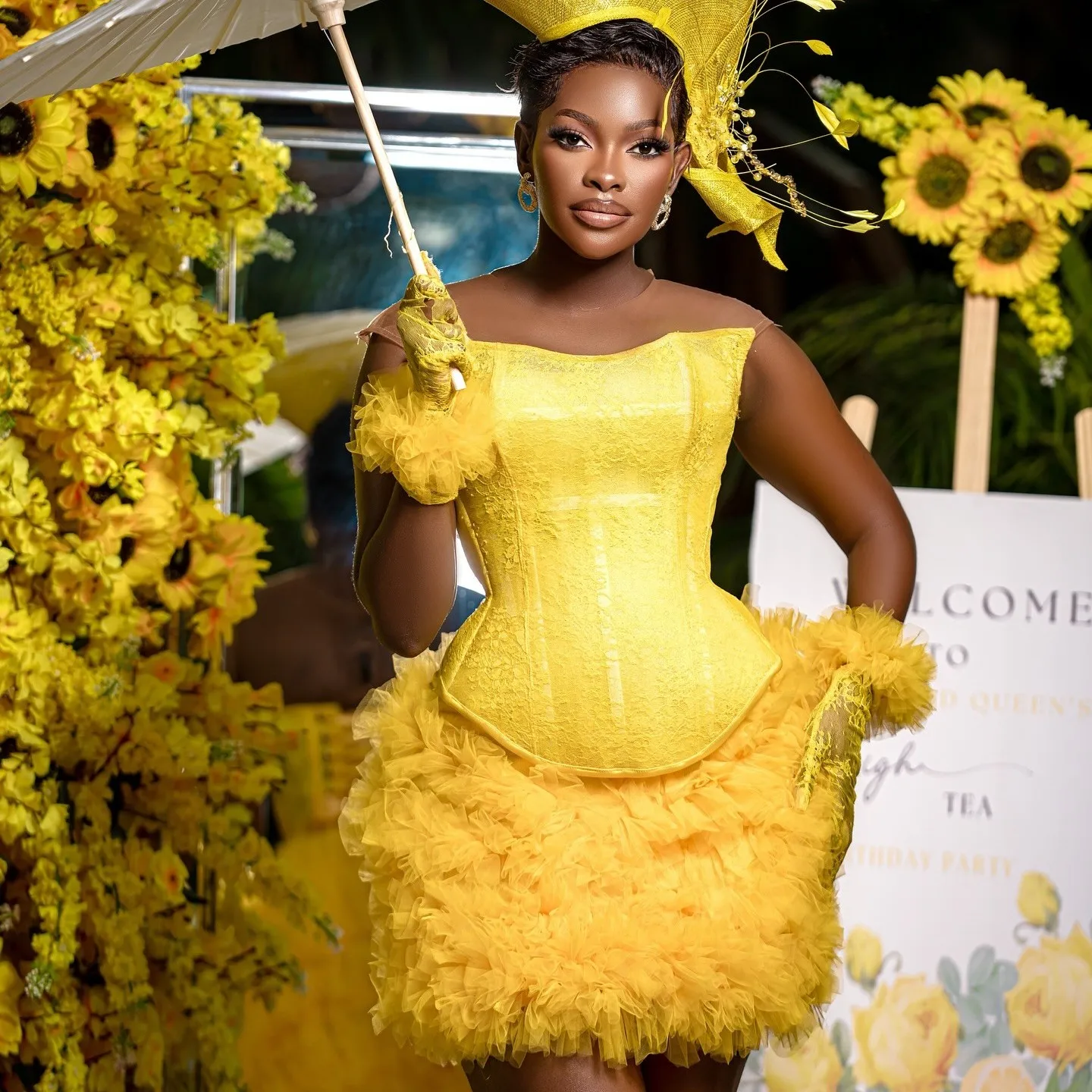 

Aso Ebi Stylished Yellow 2 Pieces Formal Party Dresses Corset Lace Top And Ruffles Tulle Skirts Mini Women Dresses
