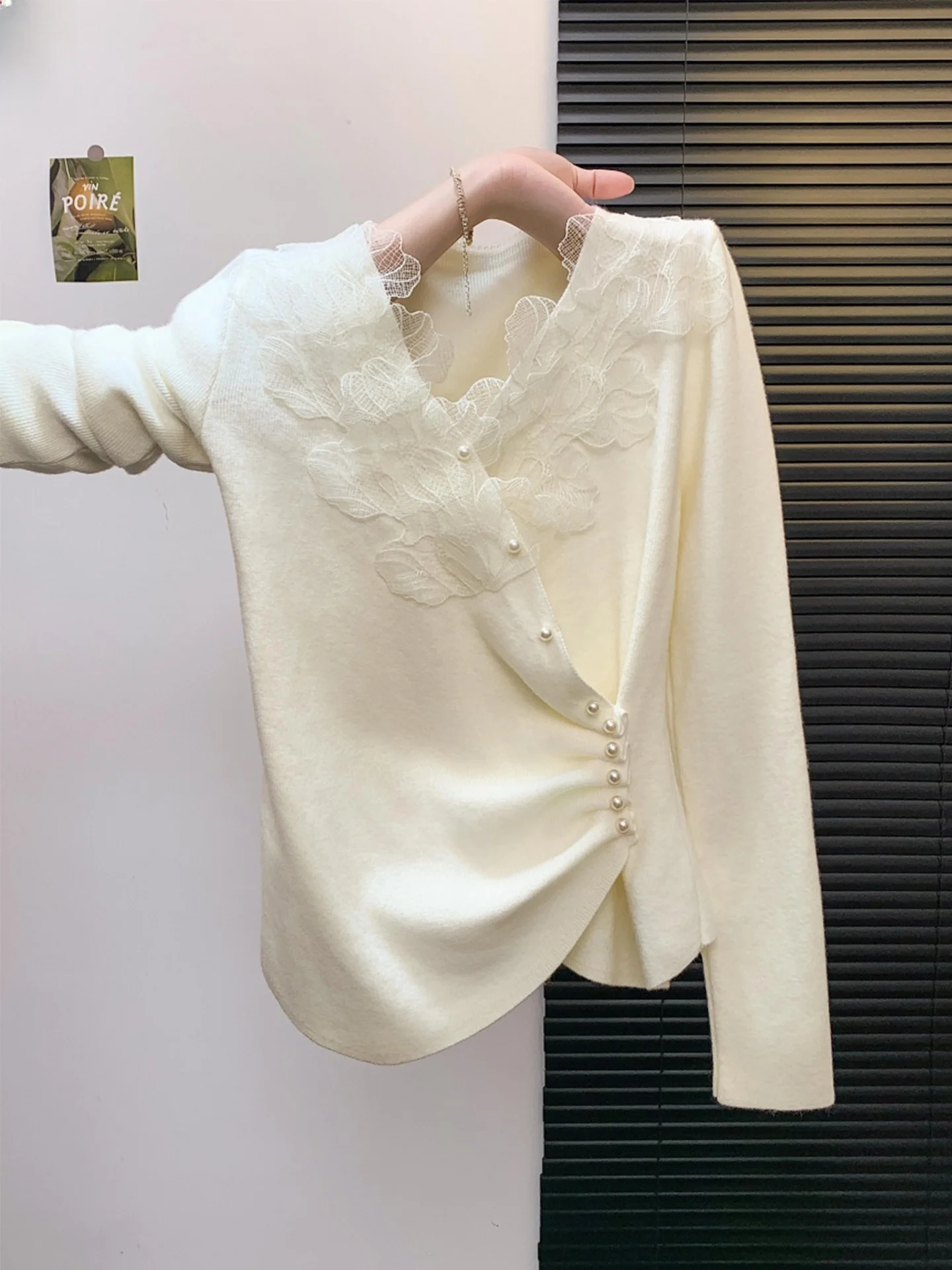 

Длинный вязаный свитер Ele с v-образным вырезом и кружевной отделкой, женский осенне-зимний новый внутренний свитер, красивый топ French Sle