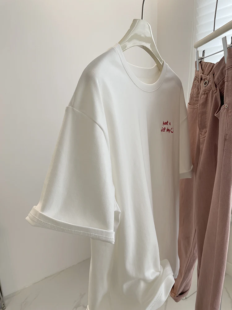 Damska koszulka plus size 300 Pou z nadrukiem małych liter, luźna, wyszczuplająca, z okrągłym dekoltem, na wiosnę i lato, casualowa.