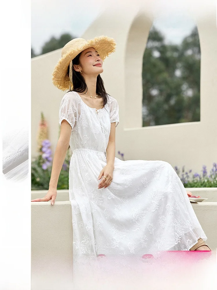 

Elegant White Embroidered Floral Short Sleeve Women's Dress A-Line Long Skirt Waist-Cinching Summer New Style Midi Dress