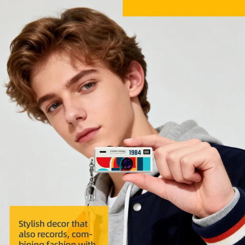 High-Definition Camera Keychain Hanger For Taking Photos For Vlogs, Recording indoor And Outdoor Scenes With A Camera.